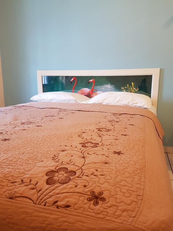 Hibiscus Inn Hotel Nassau Bagian luar foto